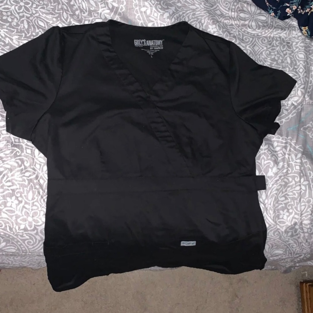 Greys anatomy shirt scrub women’s size L